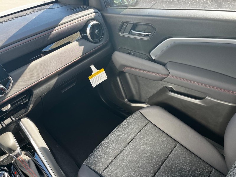 Chevrolet Colorado Vehicle Image 07