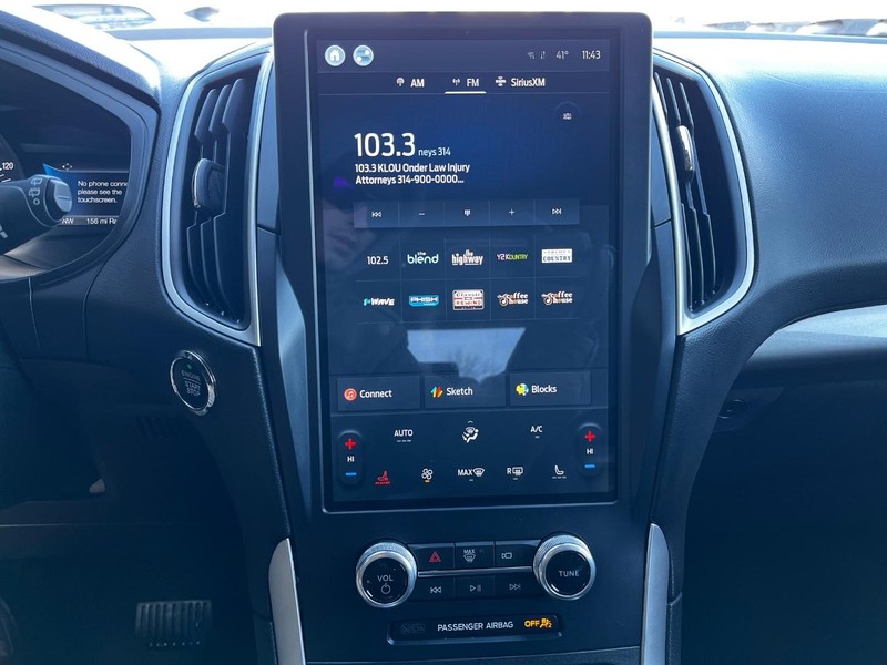 Ford Edge Vehicle Image 14
