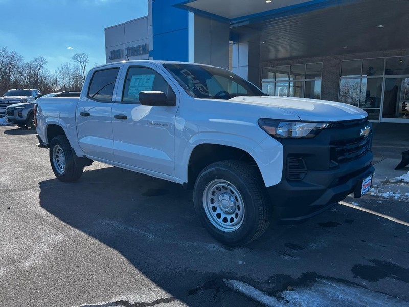 Chevrolet Colorado Vehicle Image 02