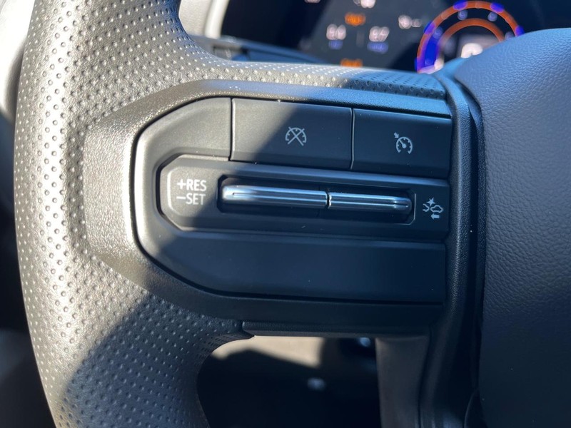 Chevrolet Colorado Vehicle Image 10