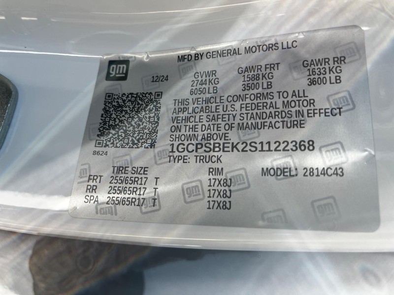 Chevrolet Colorado Vehicle Image 16