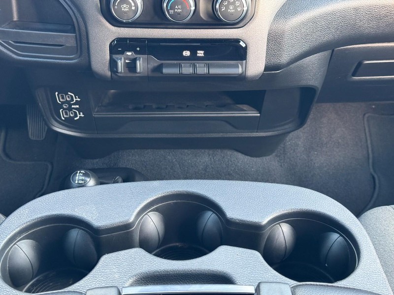 Ram 2500 Vehicle Image 14