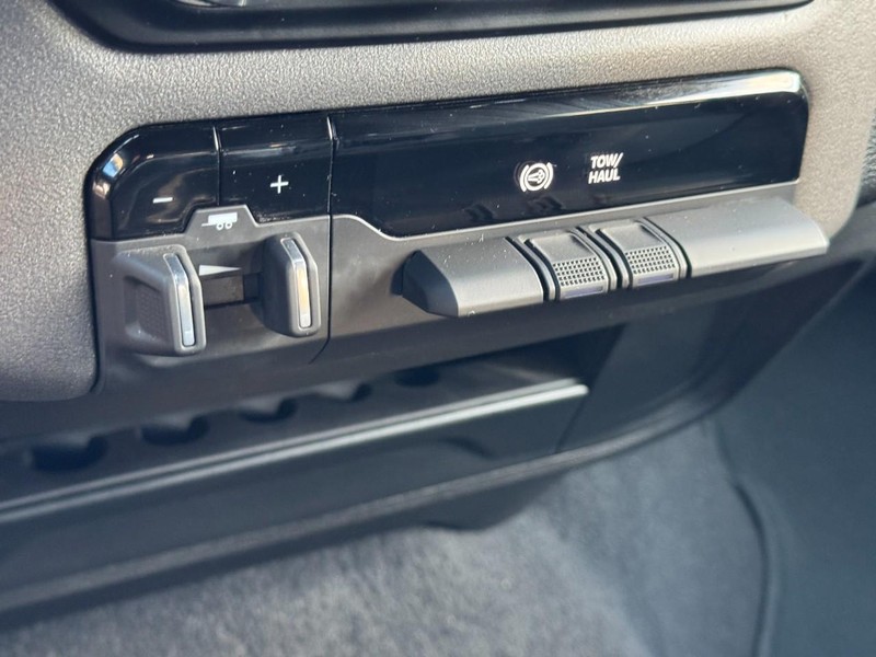 Ram 2500 Vehicle Image 22