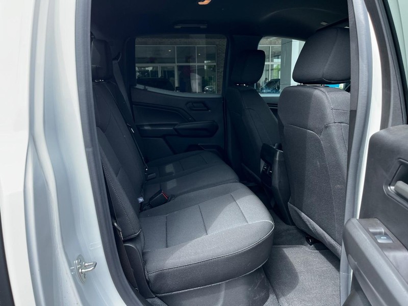 Chevrolet Colorado Vehicle Image 04