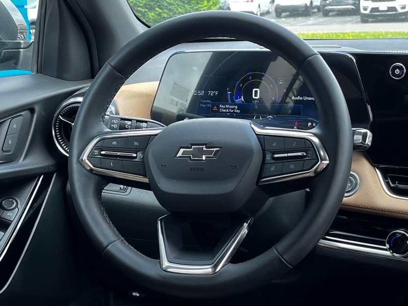 Chevrolet Equinox Vehicle Image 06