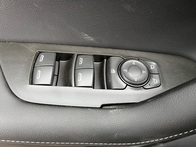 Chevrolet Blazer Vehicle Image 08