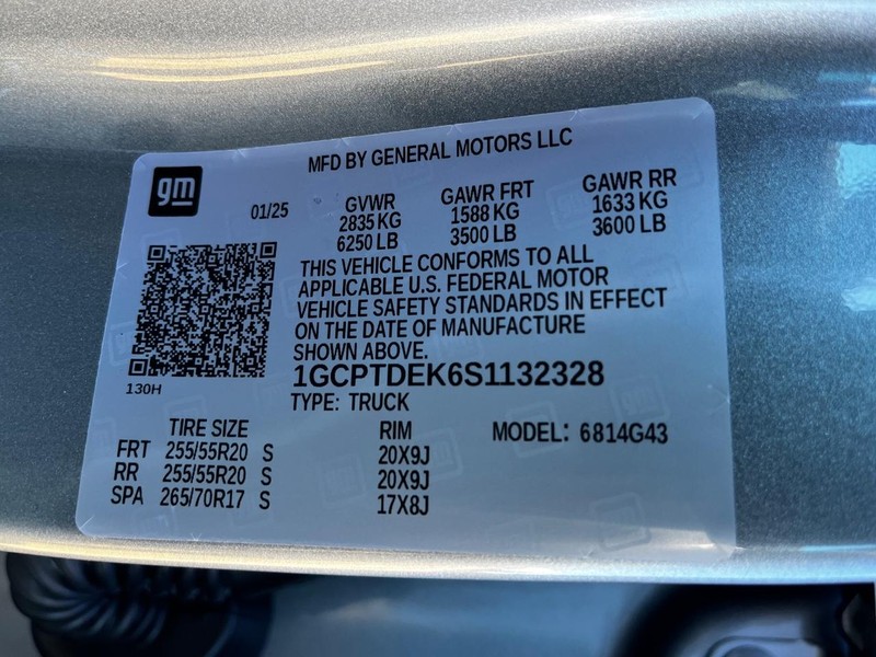 Chevrolet Colorado Vehicle Image 17