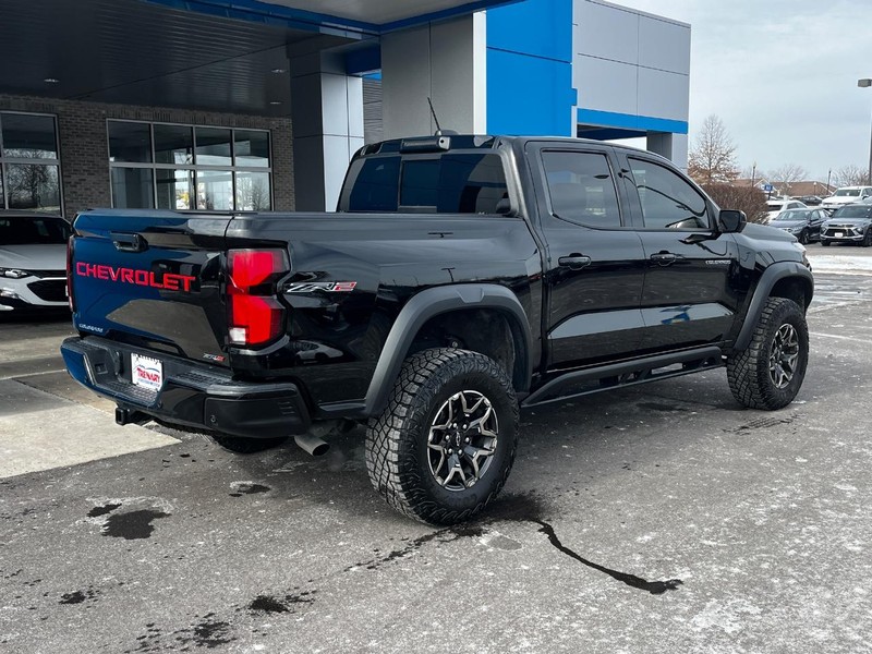 Chevrolet Colorado Vehicle Image 03