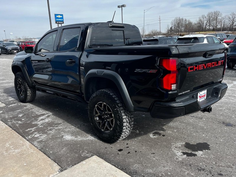 Chevrolet Colorado Vehicle Image 06