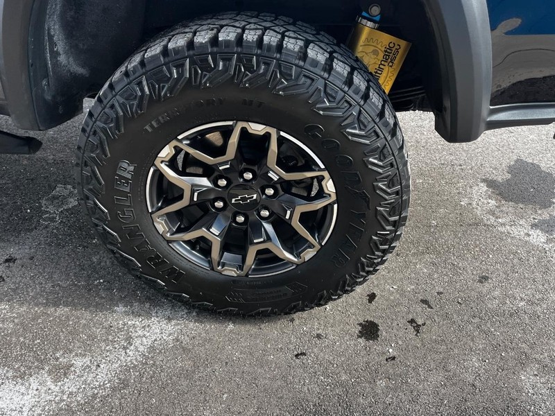 Chevrolet Colorado Vehicle Image 07
