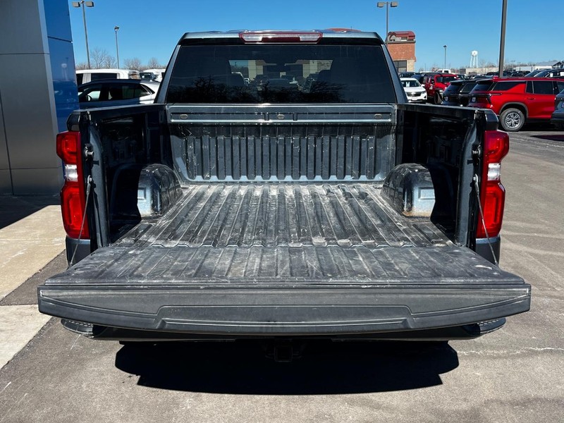 Chevrolet Silverado 1500 Vehicle Image 05