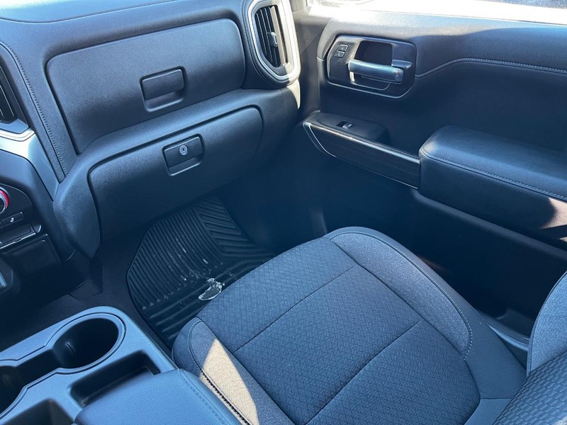 Chevrolet Silverado 1500 Vehicle Image 13