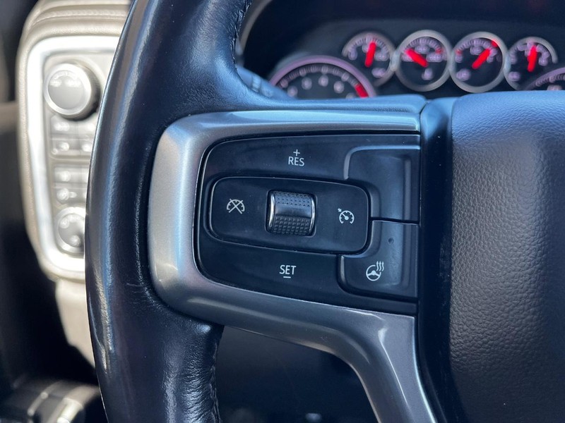 Chevrolet Silverado 1500 Vehicle Image 17