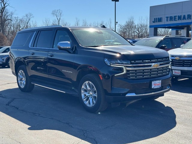 Used 2023 Chevrolet Suburban Premier with VIN 1GNSKFKD1PR505824 for sale in Troy, MO