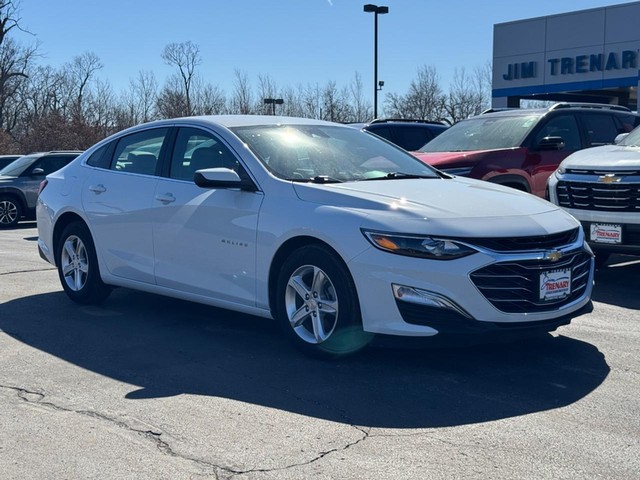 Used 2022 Chevrolet Malibu 1FL with VIN 1G1ZC5ST1NF185370 for sale in Troy, MO