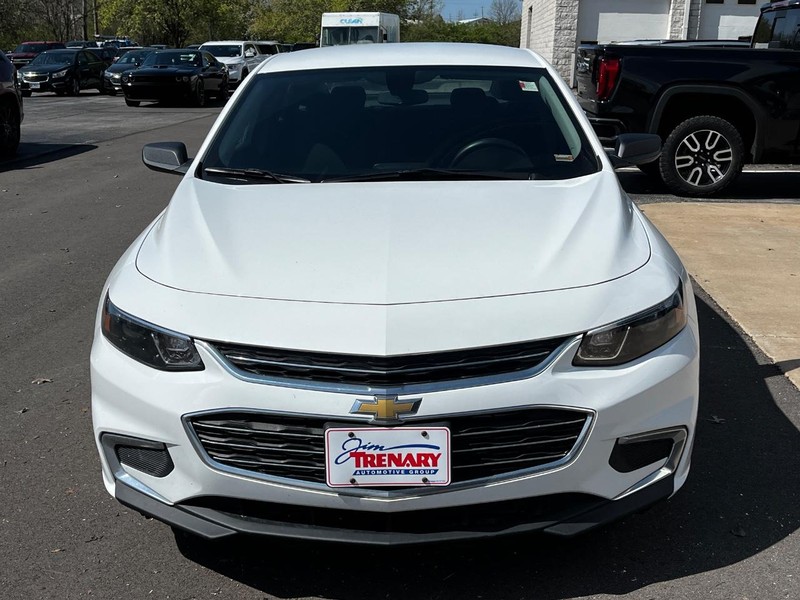 Chevrolet Malibu Vehicle Image 09