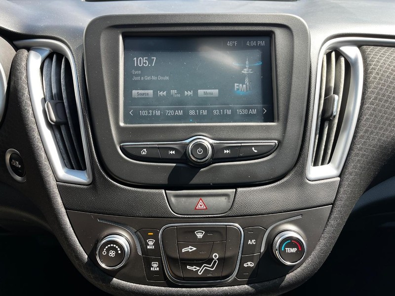 Chevrolet Malibu Vehicle Image 20