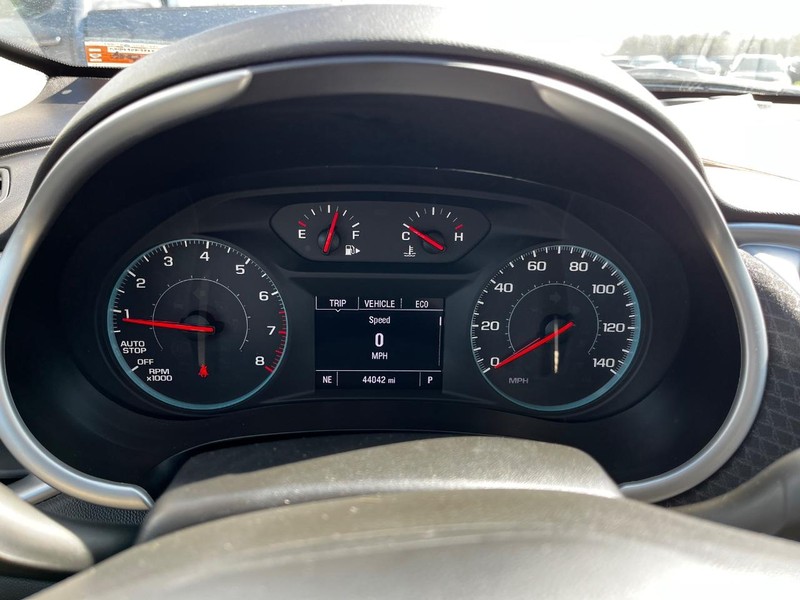 Chevrolet Malibu Vehicle Image 18