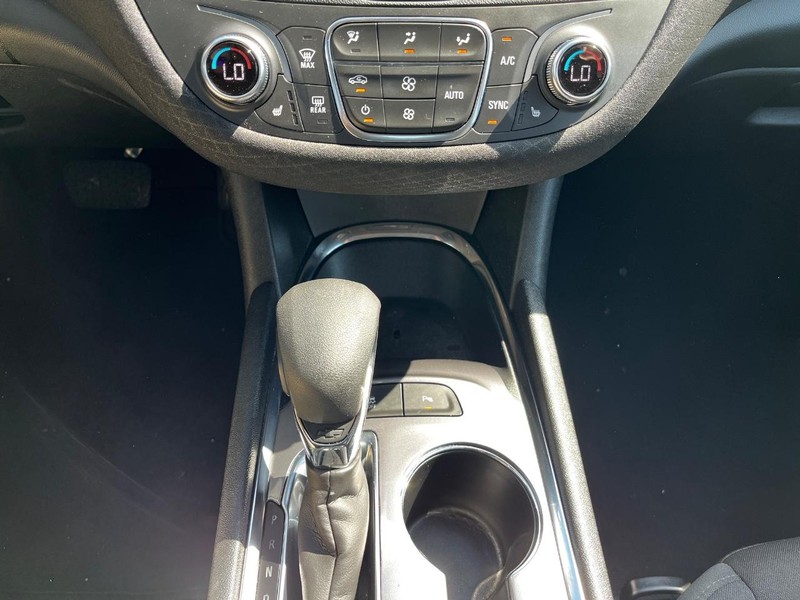Chevrolet Malibu Vehicle Image 19