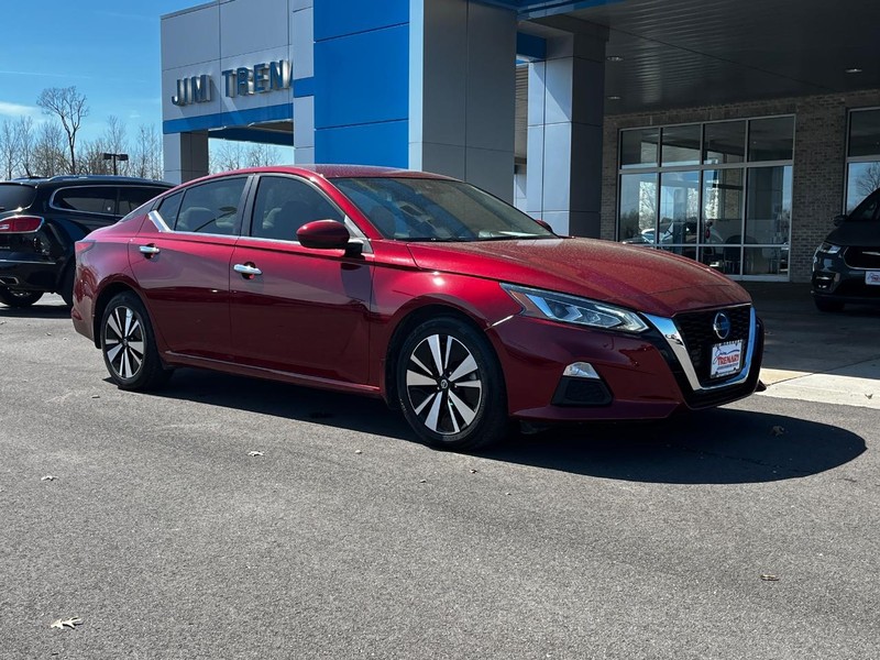 Nissan Altima Vehicle Image 03
