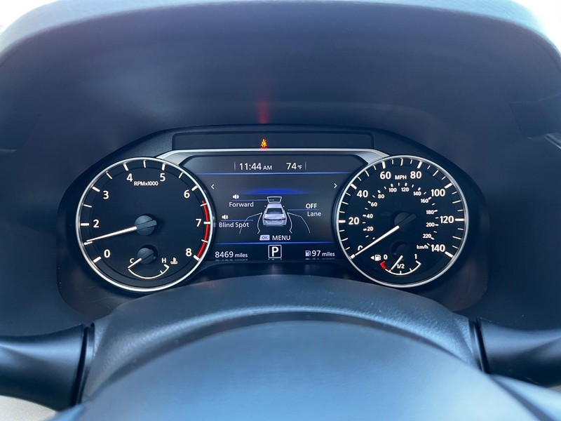 Nissan Altima Vehicle Image 19