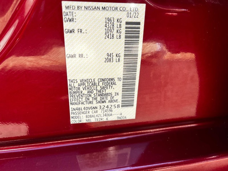 Nissan Altima Vehicle Image 23