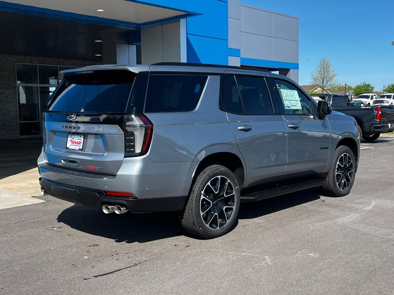 Chevrolet Tahoe Vehicle Image 03