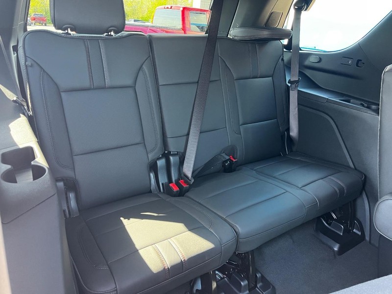 Chevrolet Tahoe Vehicle Image 05