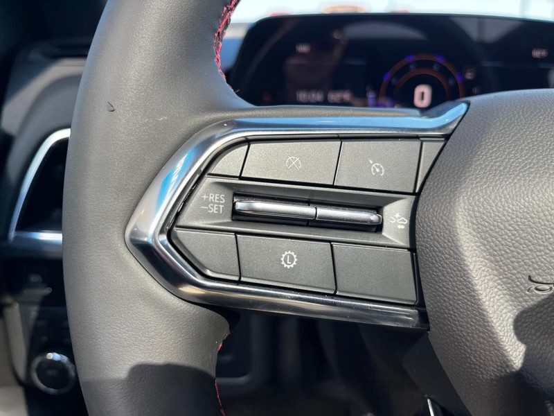 Chevrolet Tahoe Vehicle Image 14