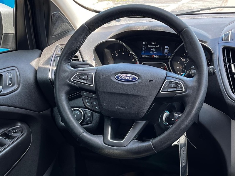 Ford Escape Vehicle Image 13