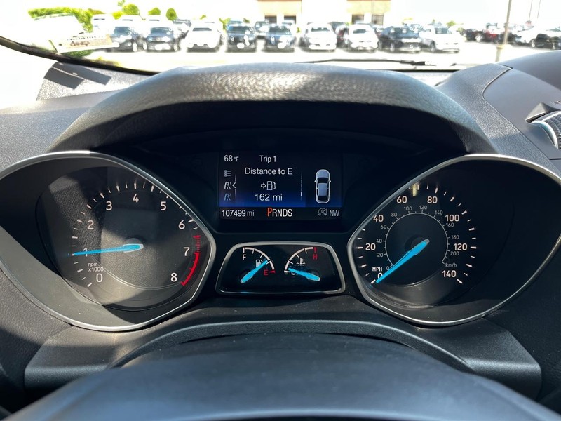 Ford Escape Vehicle Image 19