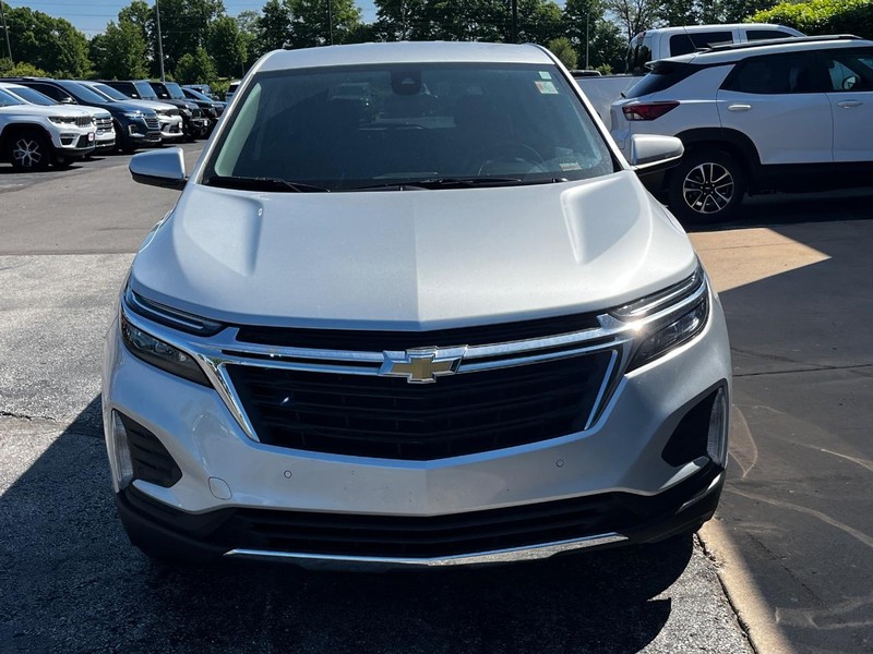 Chevrolet Equinox Vehicle Image 09