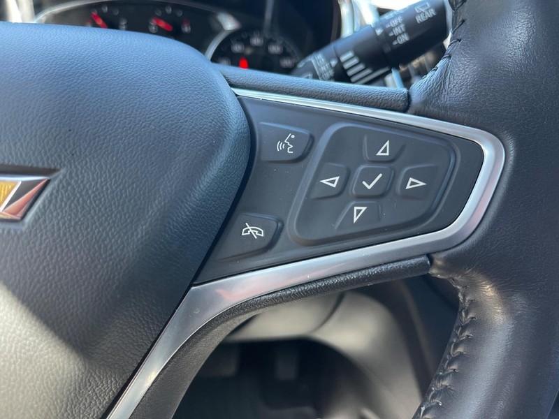 Chevrolet Equinox Vehicle Image 17
