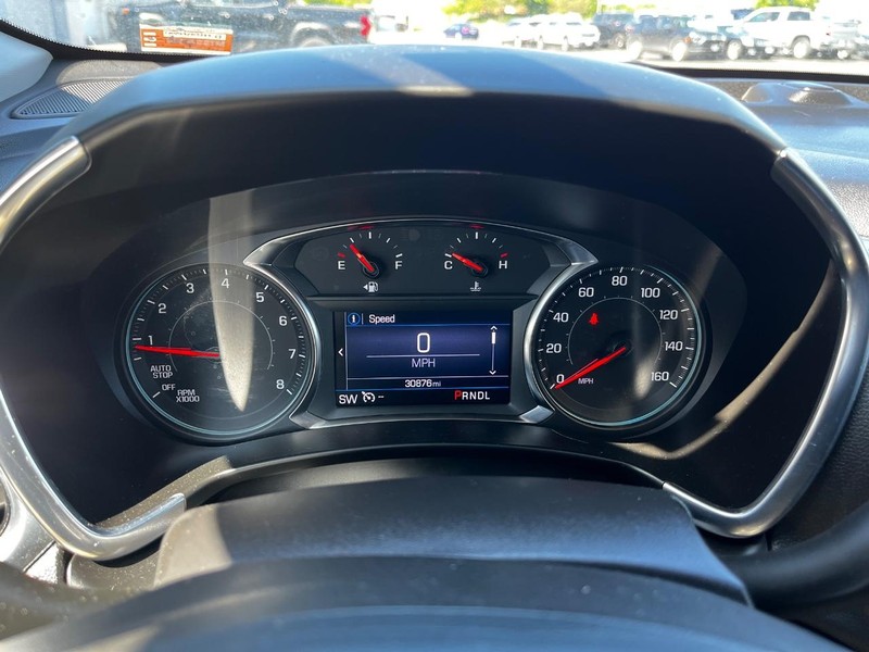 Chevrolet Equinox Vehicle Image 18