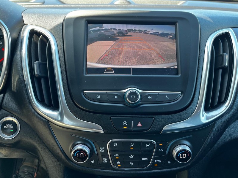 Chevrolet Equinox Vehicle Full-screen Gallery Image 21