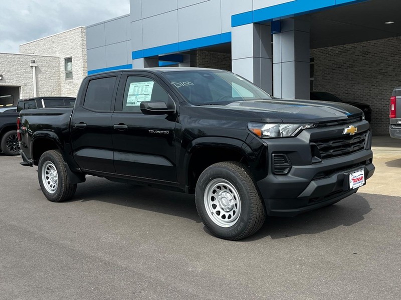 Chevrolet Colorado Vehicle Image 02