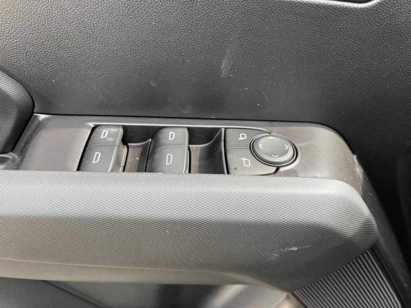 Chevrolet Colorado Vehicle Image 08