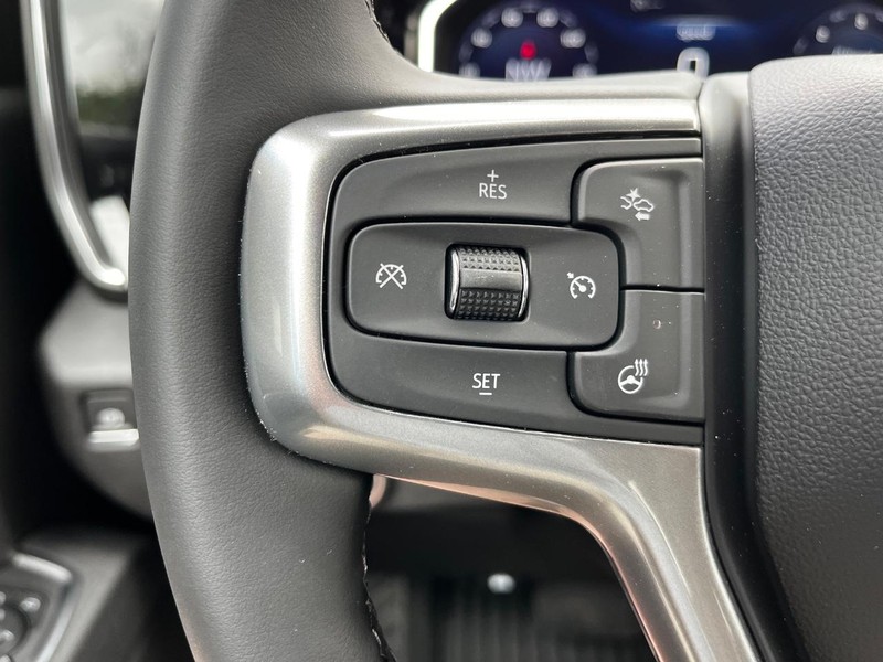 Chevrolet Silverado 1500 Vehicle Image 11