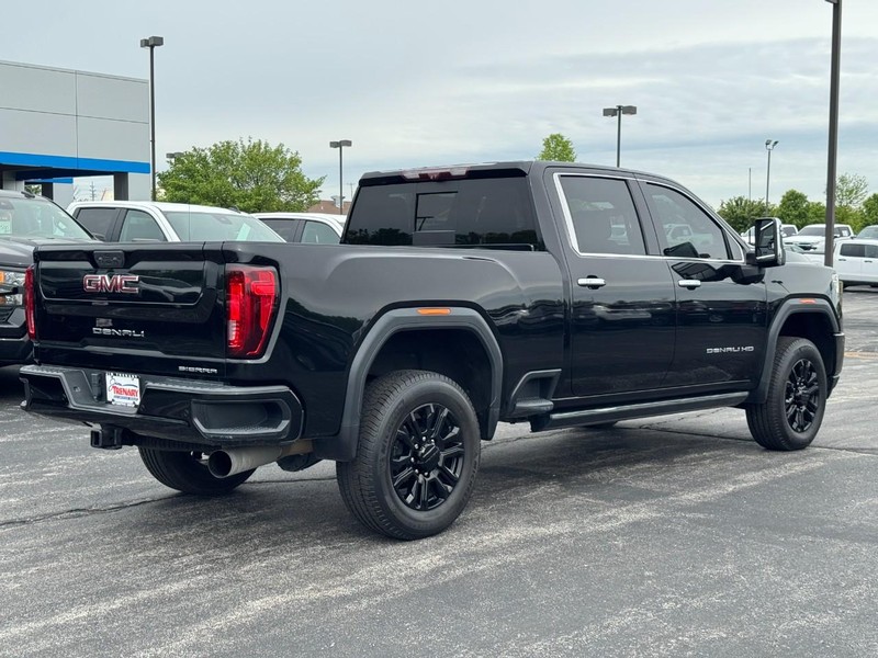 GMC Sierra 2500HD Vehicle Image 03