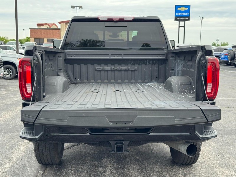 GMC Sierra 2500HD Vehicle Image 04
