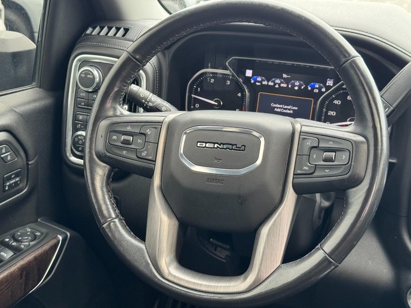 GMC Sierra 2500HD Vehicle Image 12