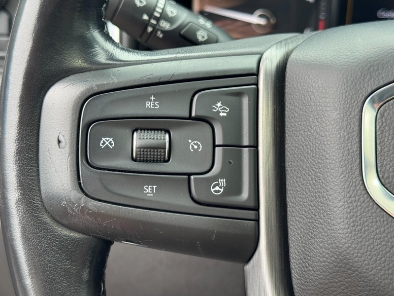 GMC Sierra 2500HD Vehicle Image 18