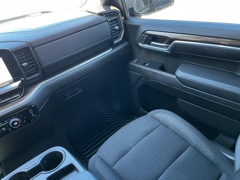 Chevrolet Silverado 1500 Vehicle Image 13