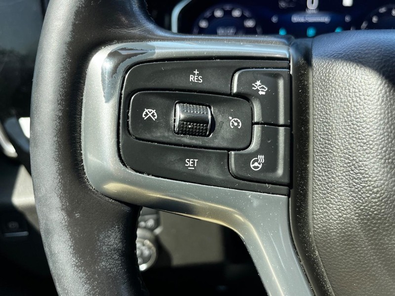 Chevrolet Silverado 1500 Vehicle Image 17
