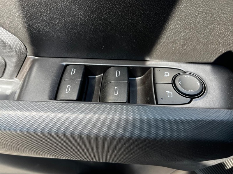 Chevrolet Colorado Vehicle Image 08