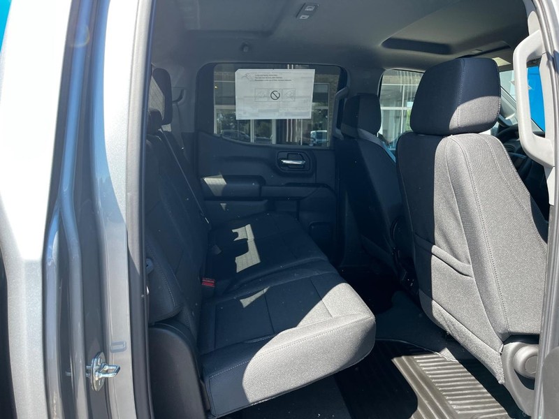 Chevrolet Silverado 1500 Vehicle Image 04