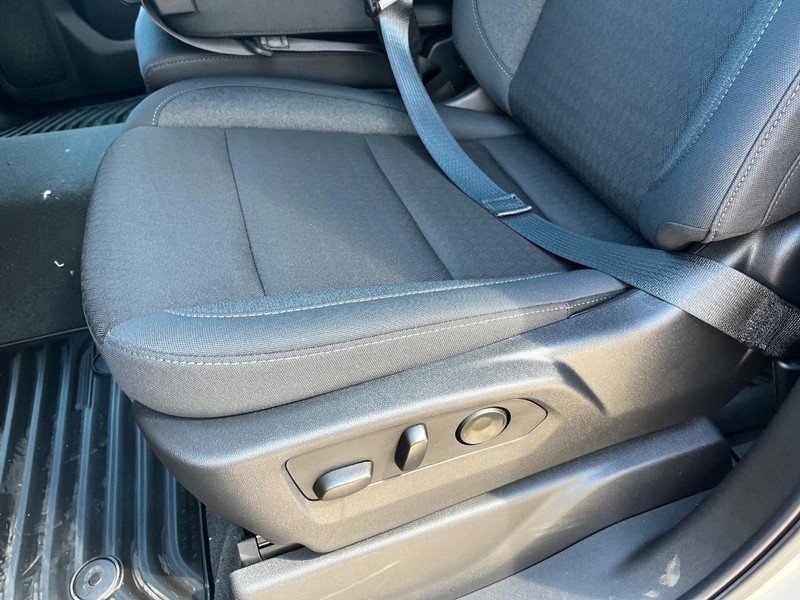 Chevrolet Silverado 1500 Vehicle Image 09