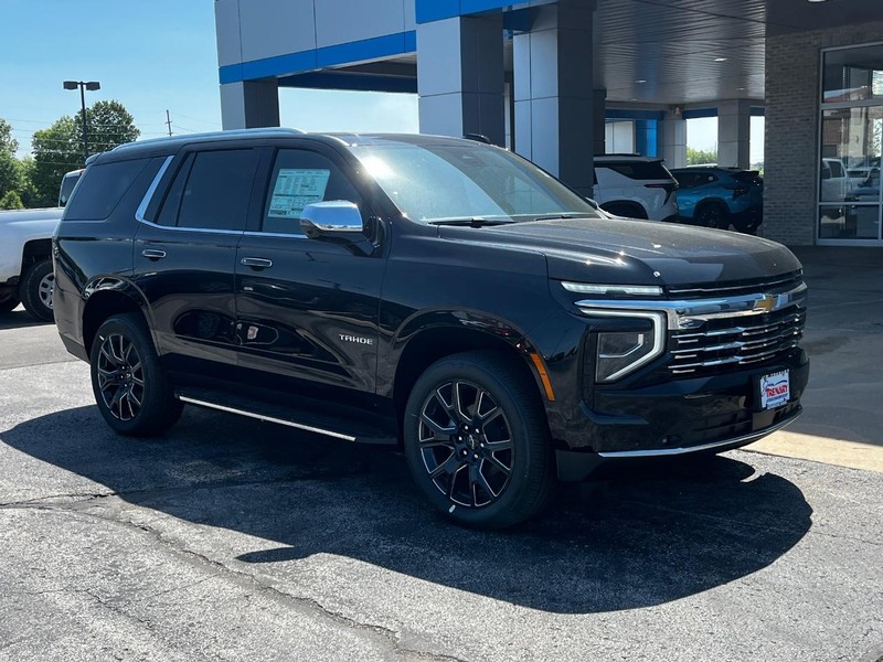 Chevrolet Tahoe Vehicle Image 02