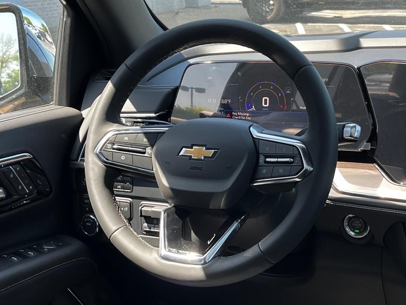 Chevrolet Tahoe Vehicle Image 09