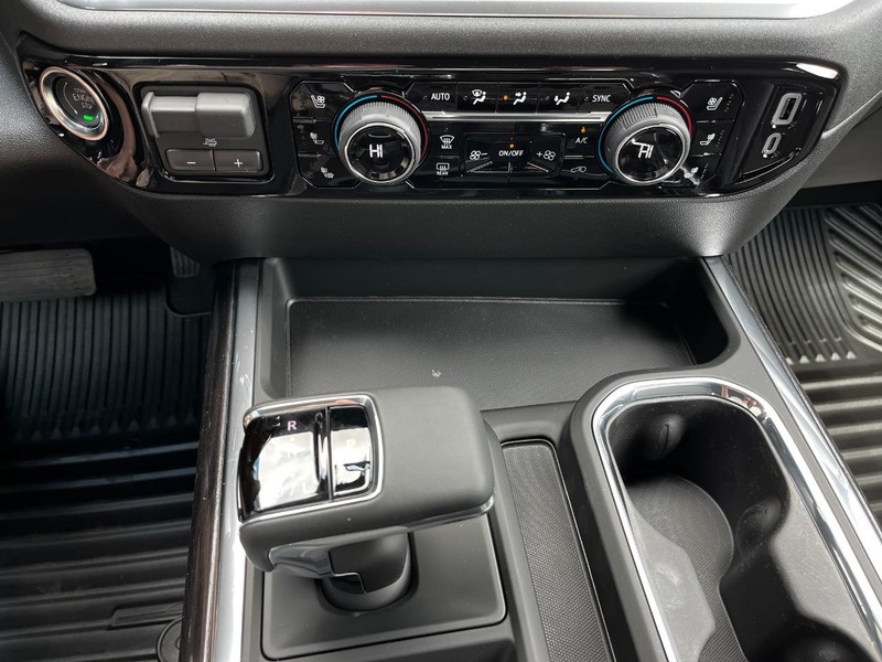 Chevrolet Silverado 1500 Vehicle Image 14